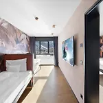 Aves Hotel&apartment Chata *