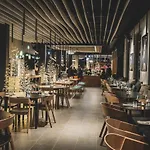 Lodge Aves Hotel&apartment