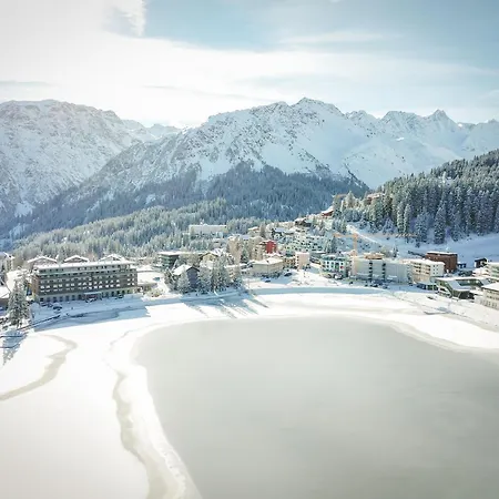 Aves Hotel&apartment أروسا