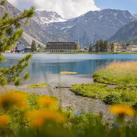 Lodge Aves Arosa