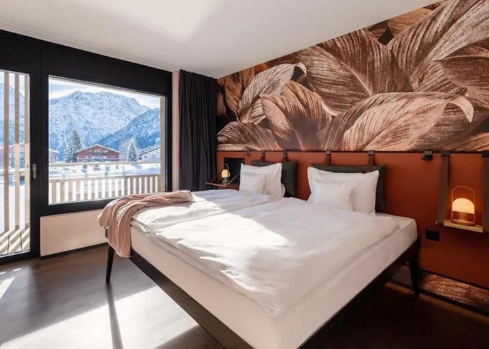 Aves Hotel&apartment أروسا