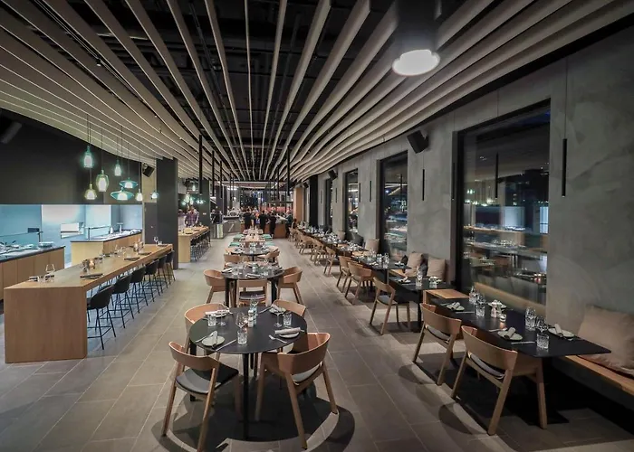 Aves Hotel&apartment بيت خشبي *