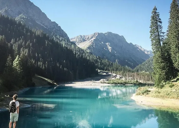 Aves Hotel&apartment * أروسا