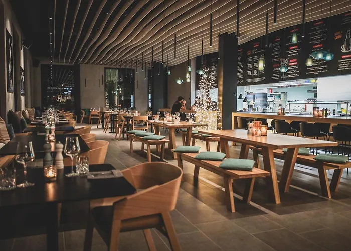 Aves Hotel&apartment 山林小屋 阿罗萨