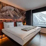 אכסניה Aves Hotel&apartment ארוזה