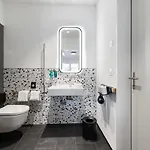 Aves Hotel&apartment * ארוזה